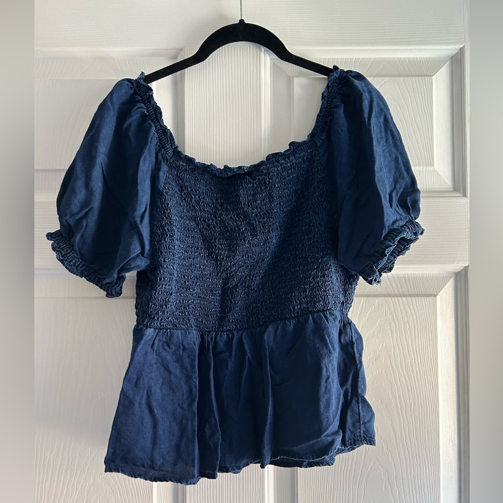 Navy short sleeve shirred top